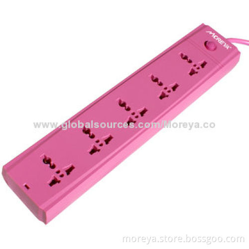 Power Strip of Universal Standard, with 5 Socket Outlets, Extension Cord and Overload Protection